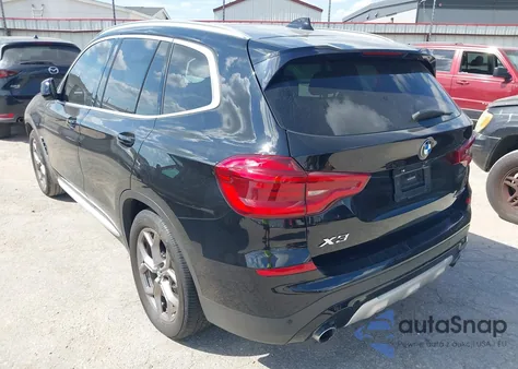 2021 BMW X3 Sdrive30I z USA, uszkodzony, nr VIN 5UXTY3C00M9E33243